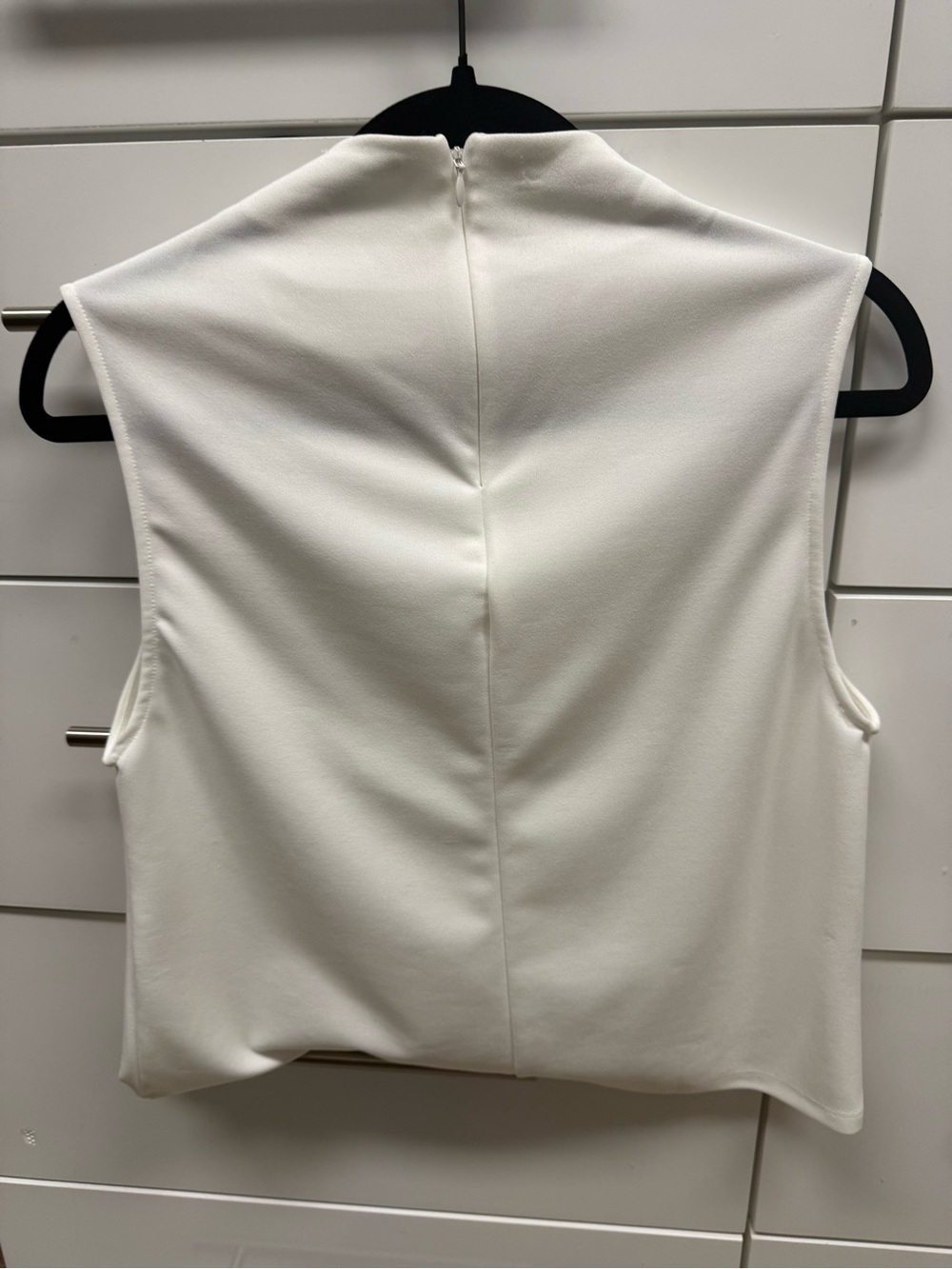 ZARA Top - Picture 2 of 3